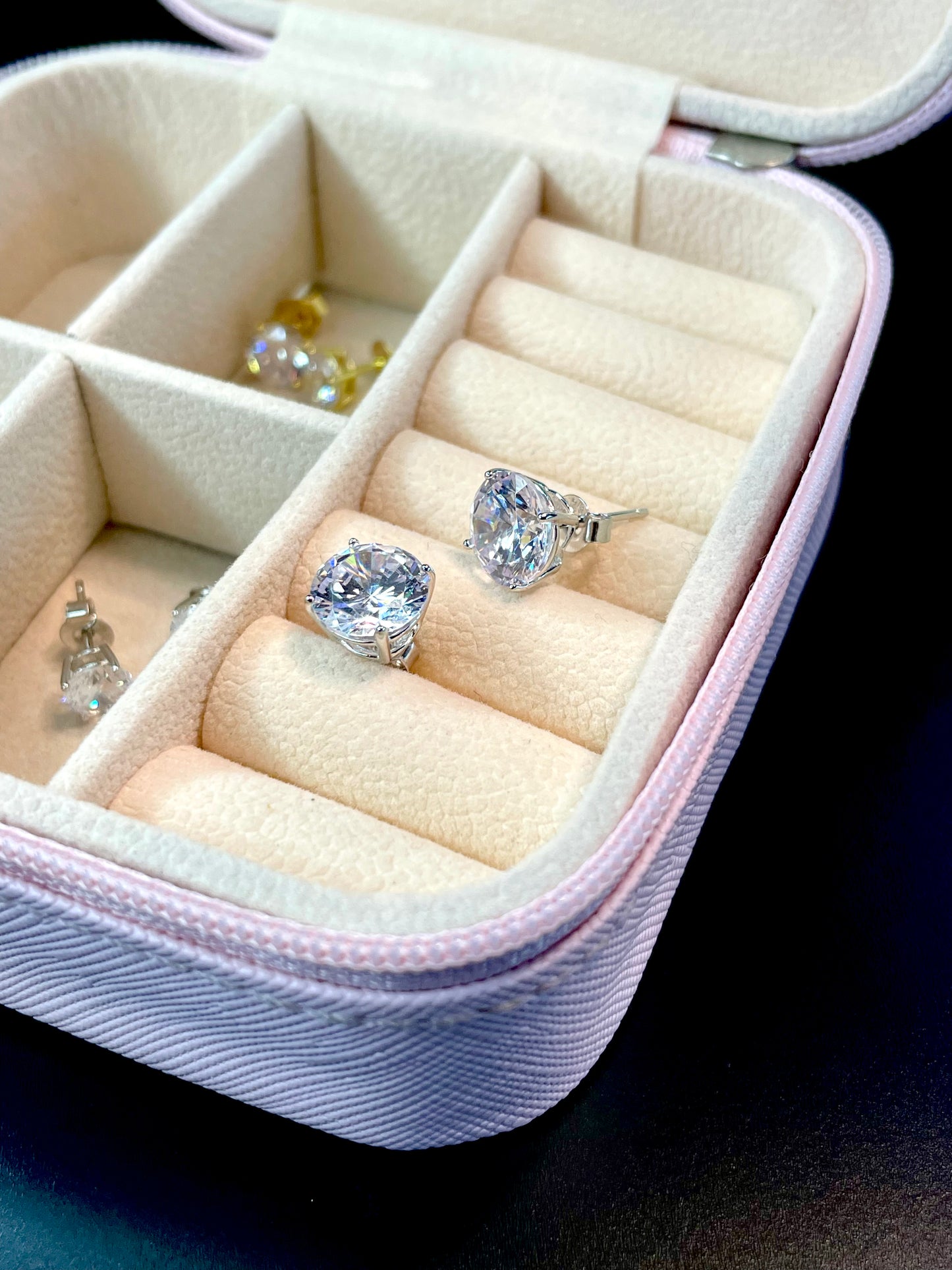 Arete Stud Redondo Grande