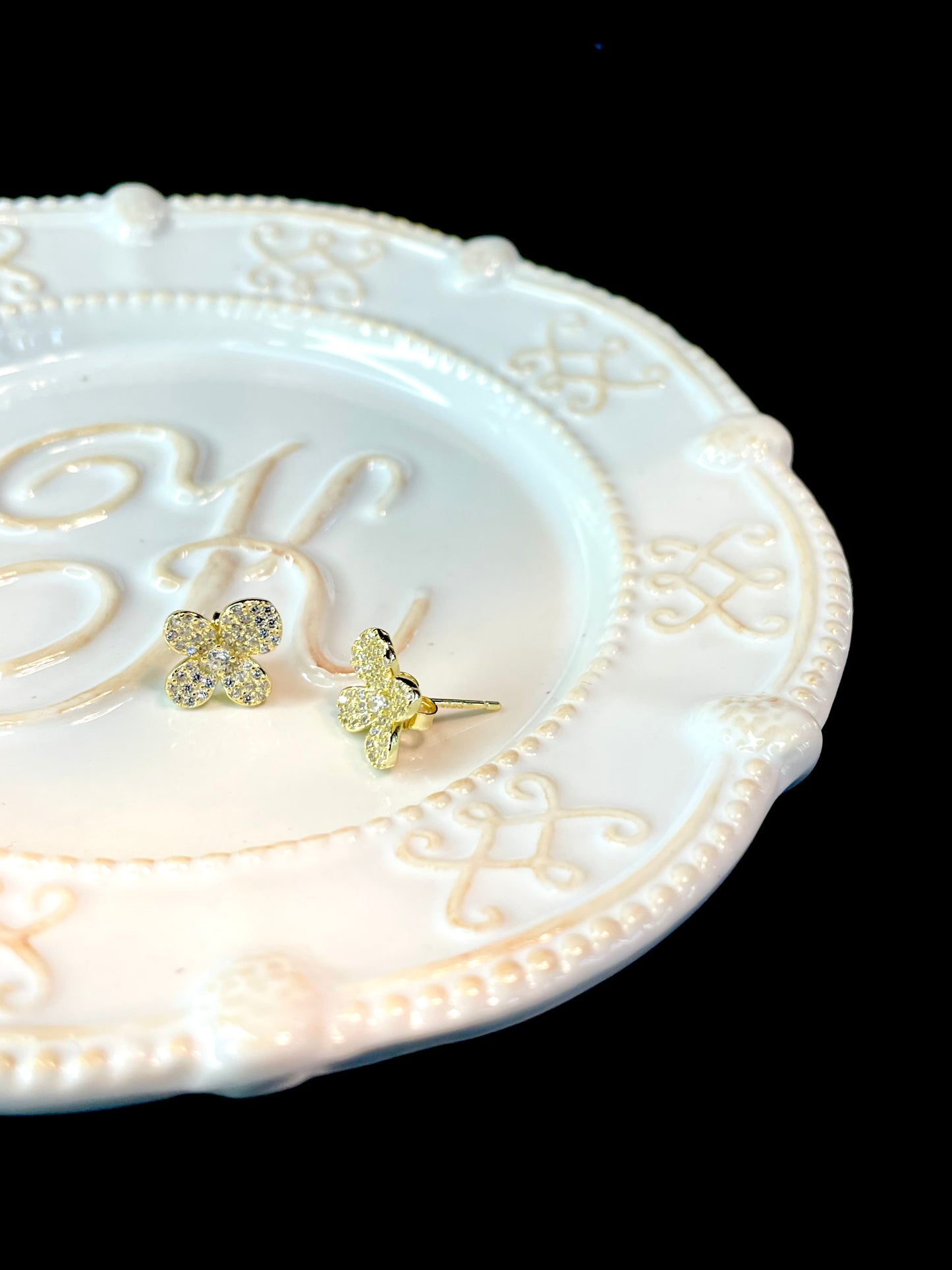 Arete Stud Flor
