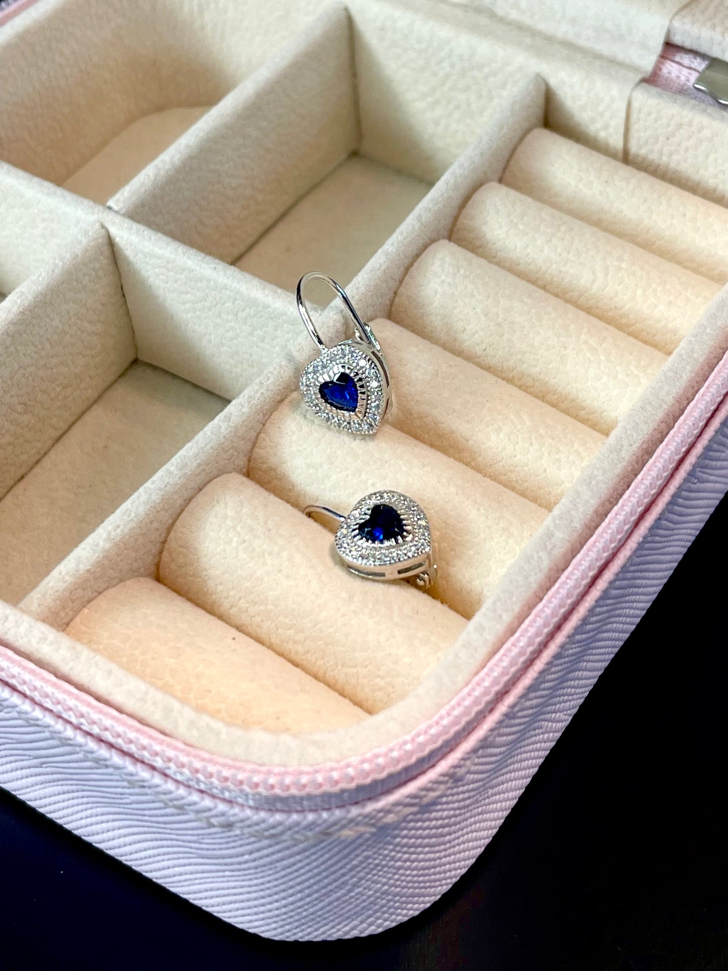 Arete Cierre Seguro Corazon