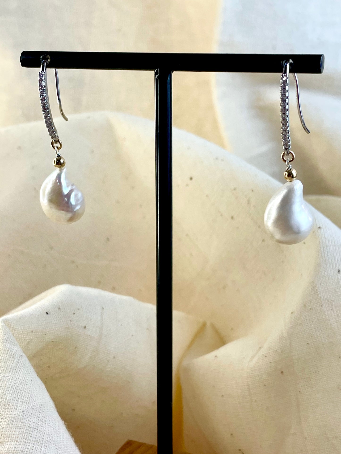 Arete Patente Perla