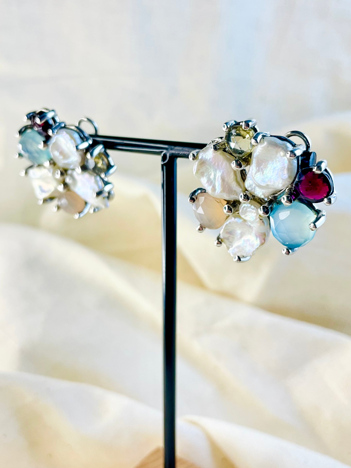Arete Omega Perla Piedras