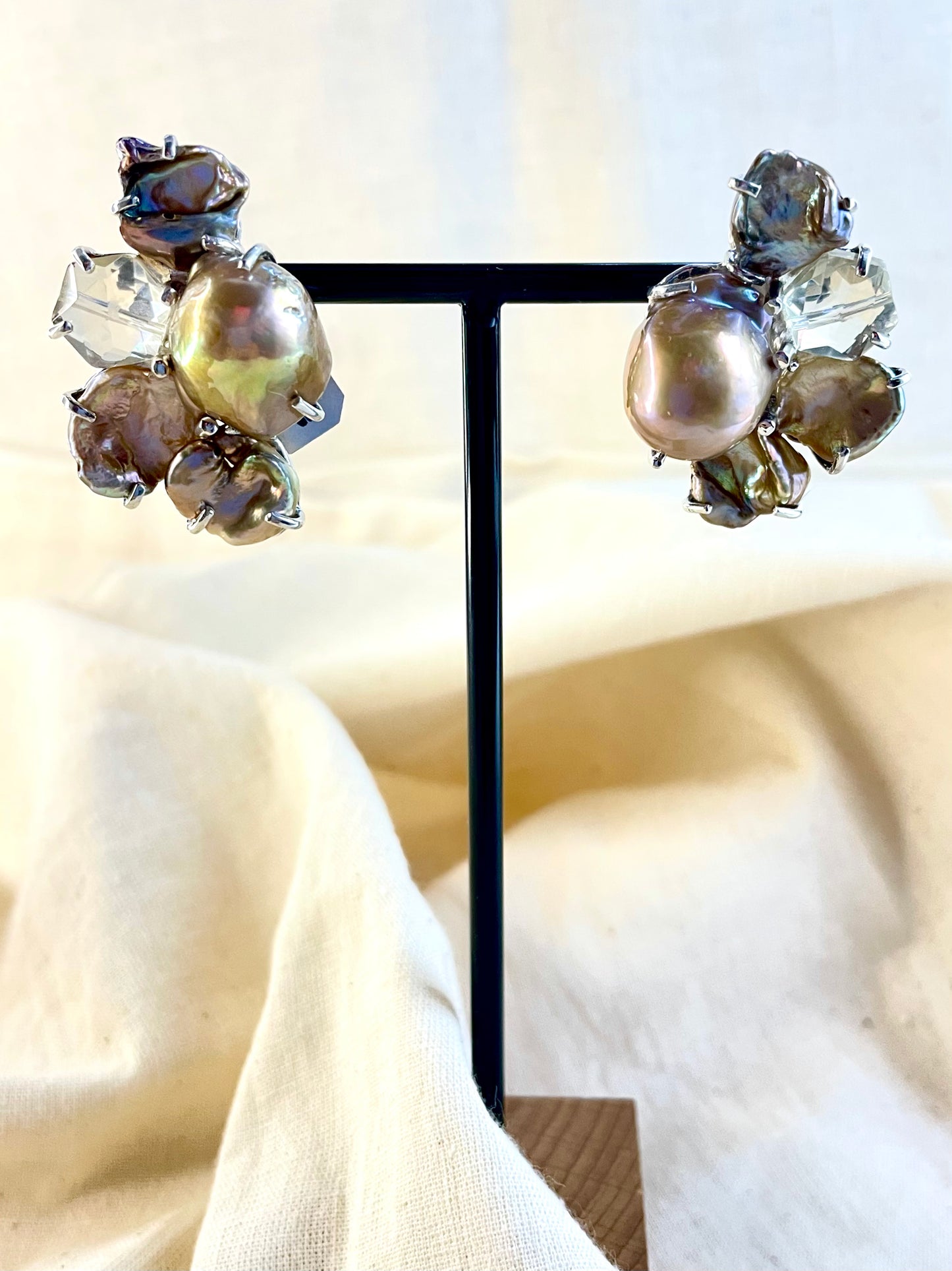 Arete Perla Dorada
