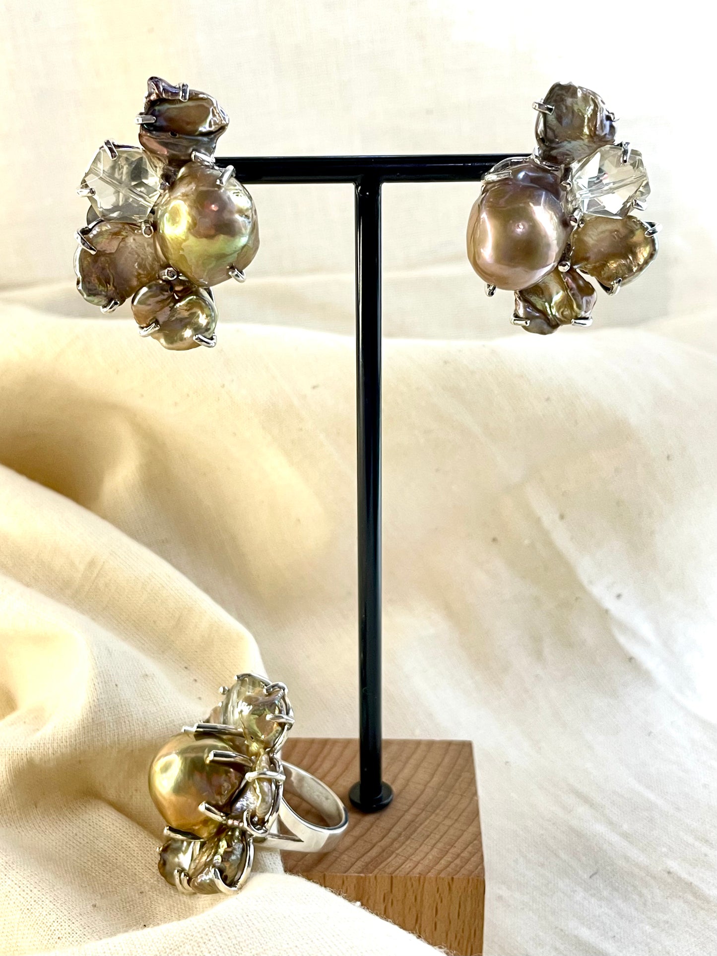 Arete Perla Dorada