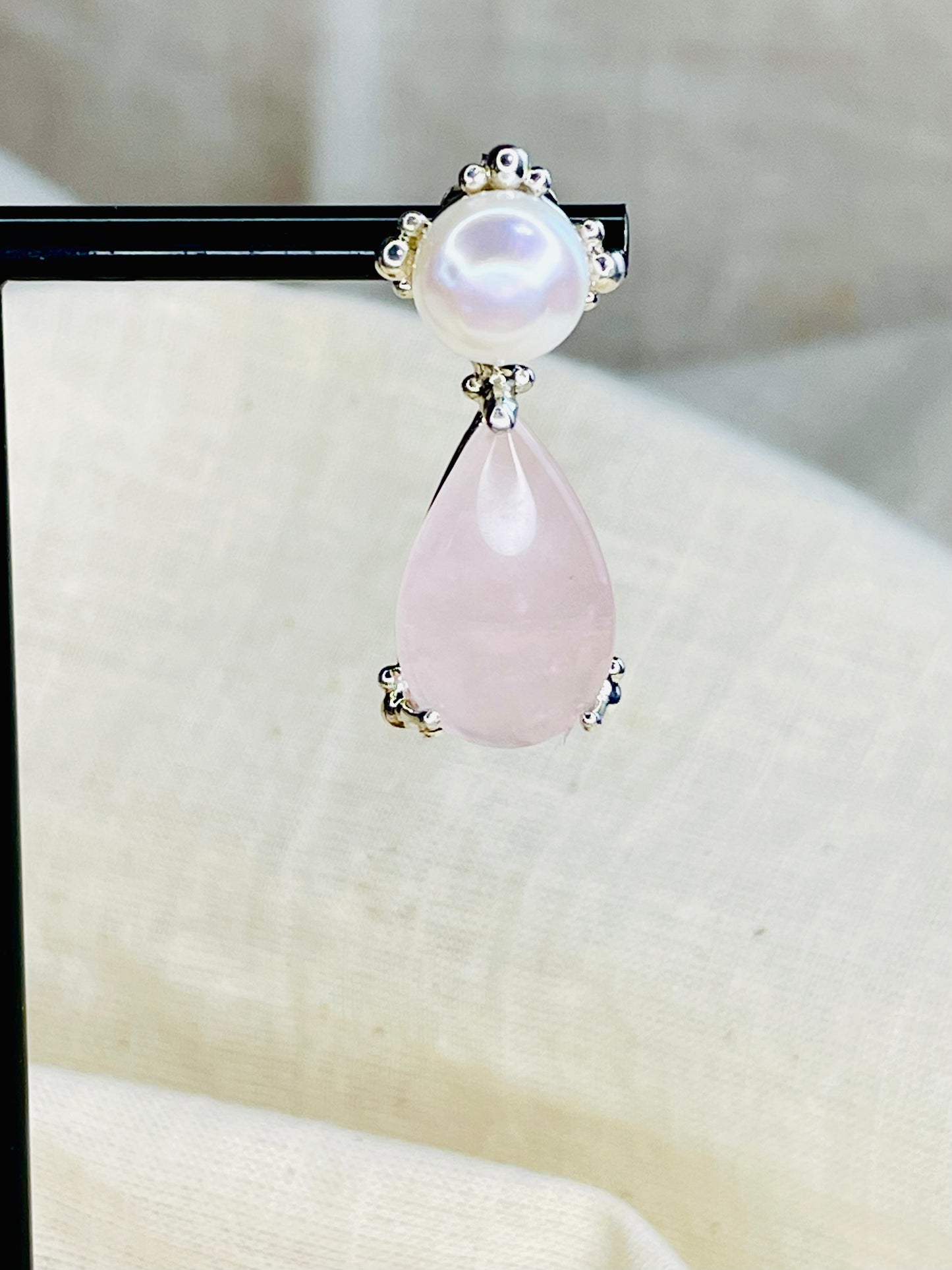 Arete Perla Cuarzo