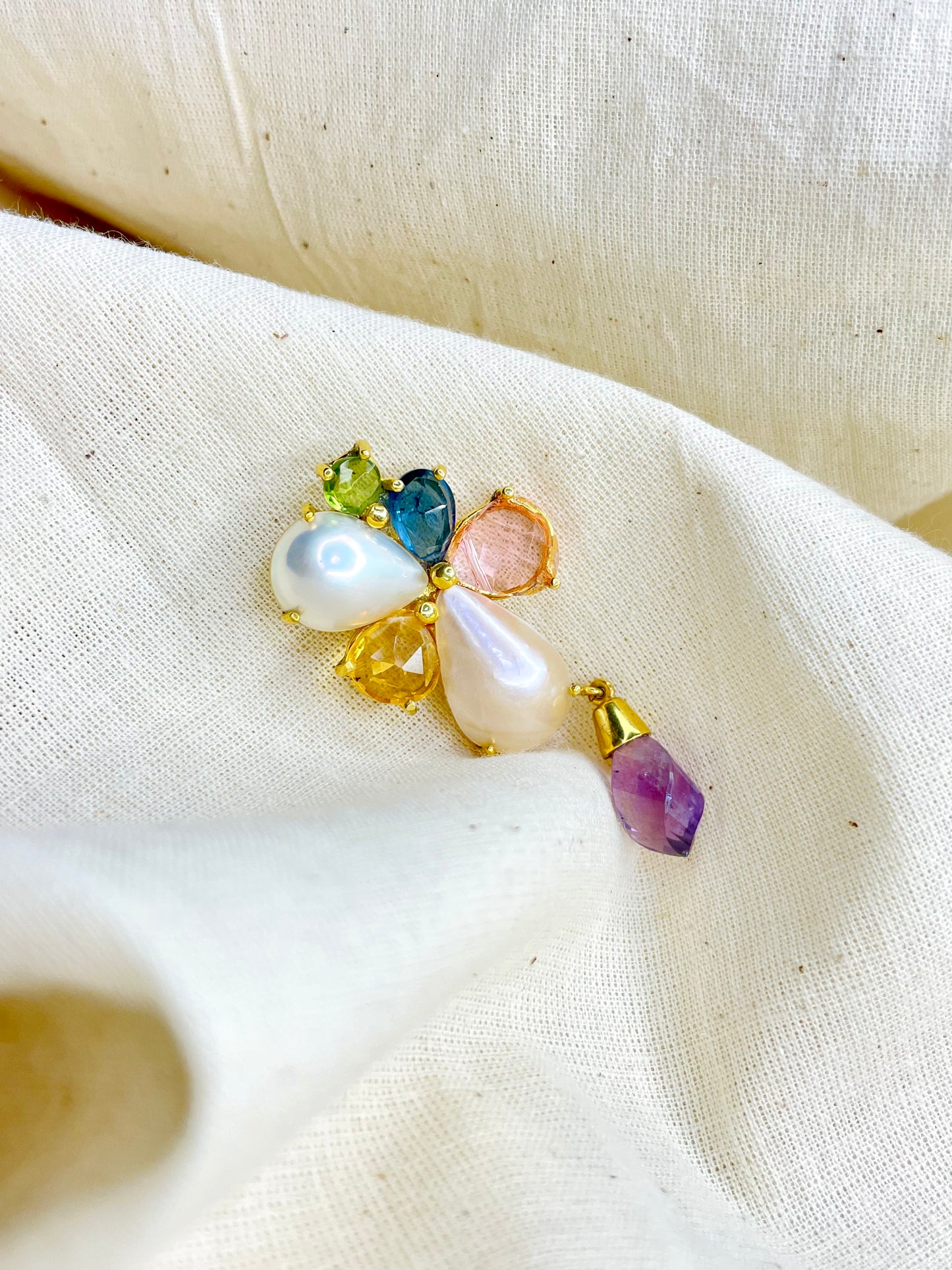Broche Piedras