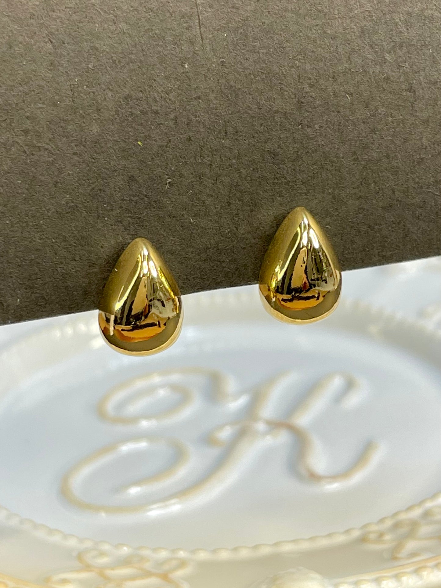 Arete Stud Gota