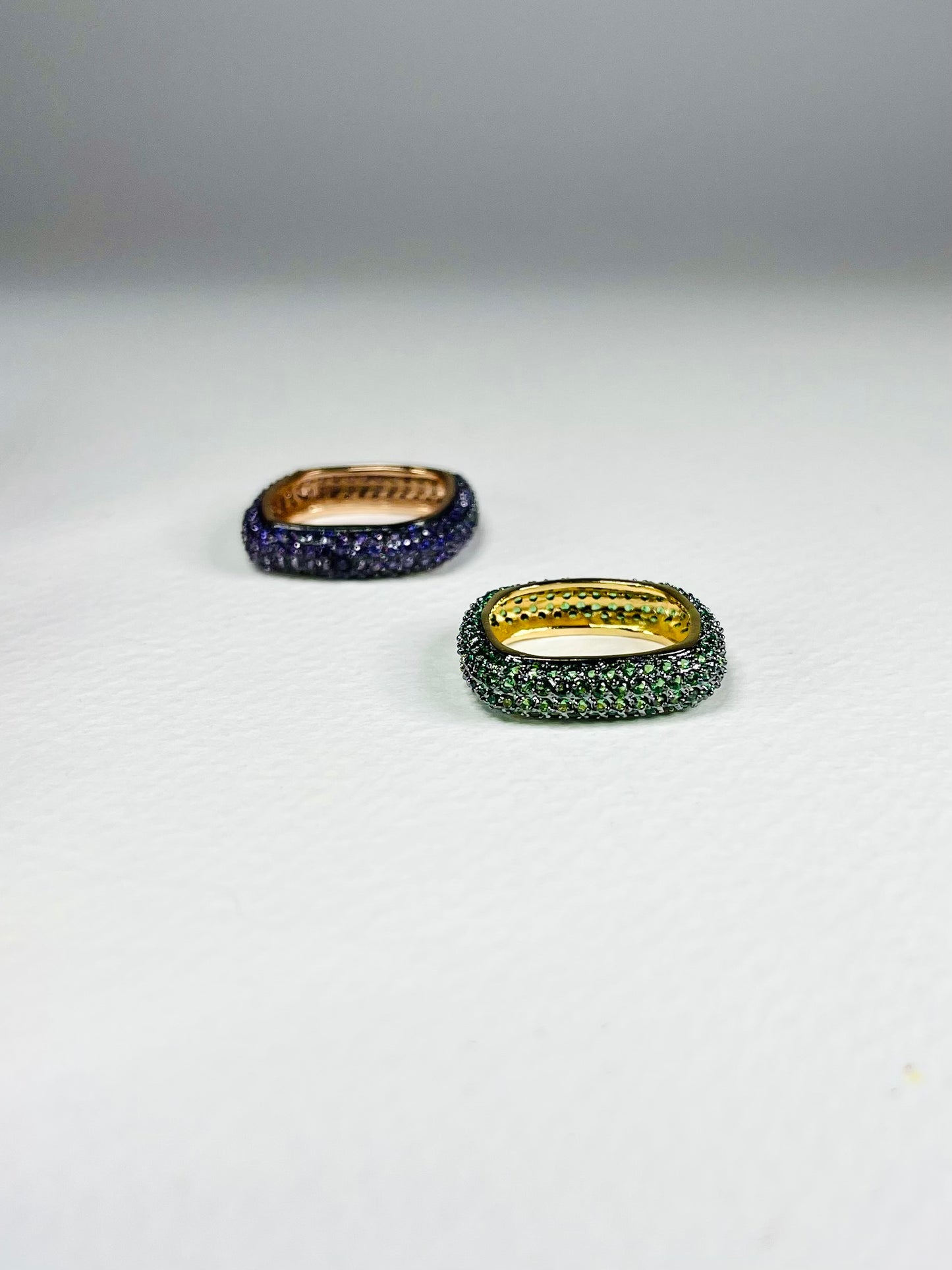 Anillo Zircones Cuadrado