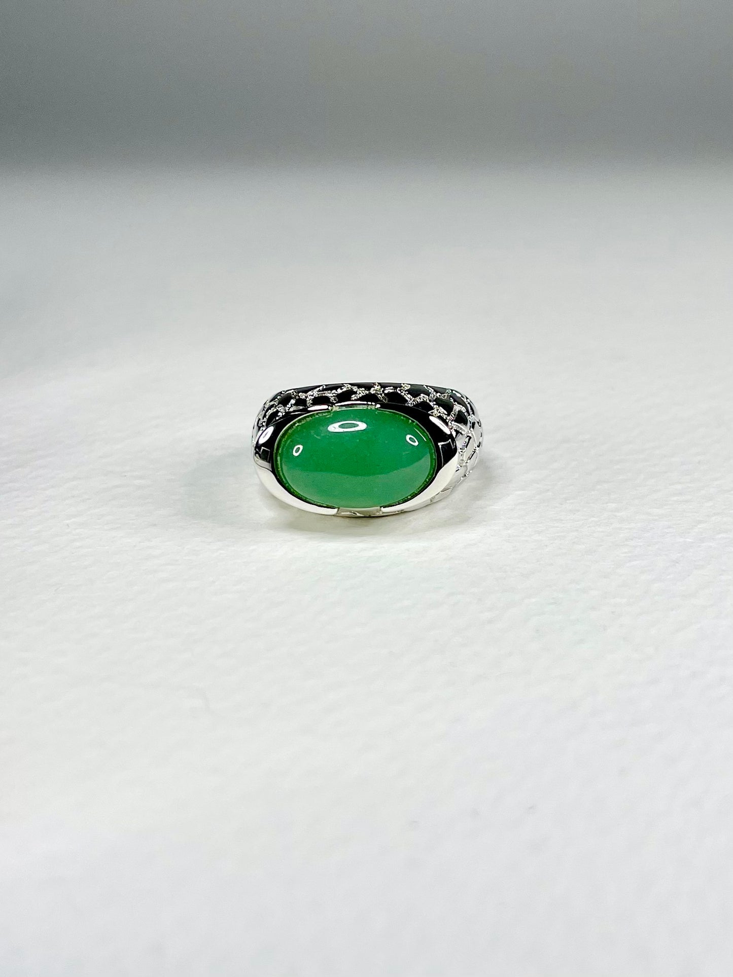 Anillo Jade Oval