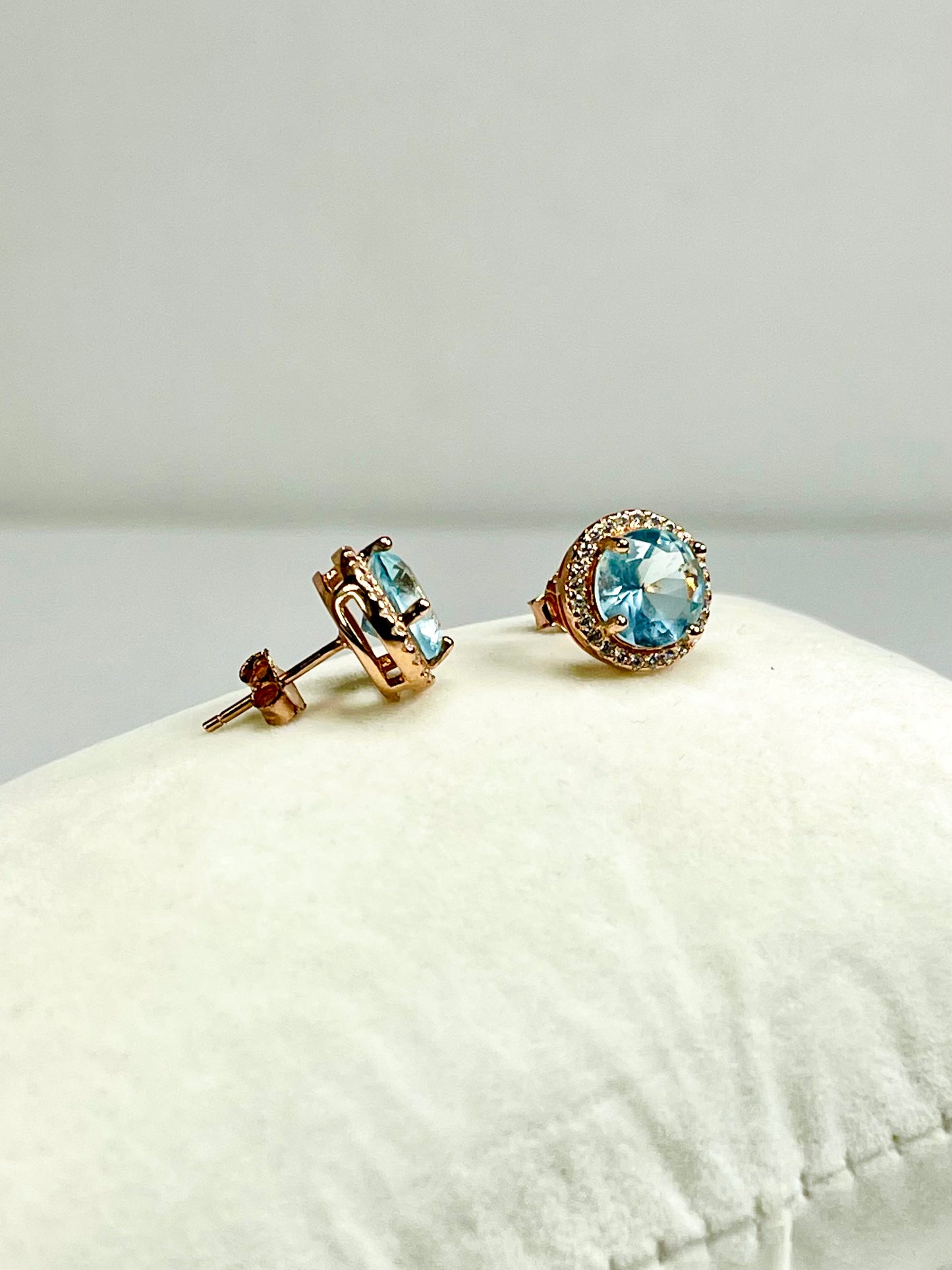 Arete Zircones Redondo Celeste