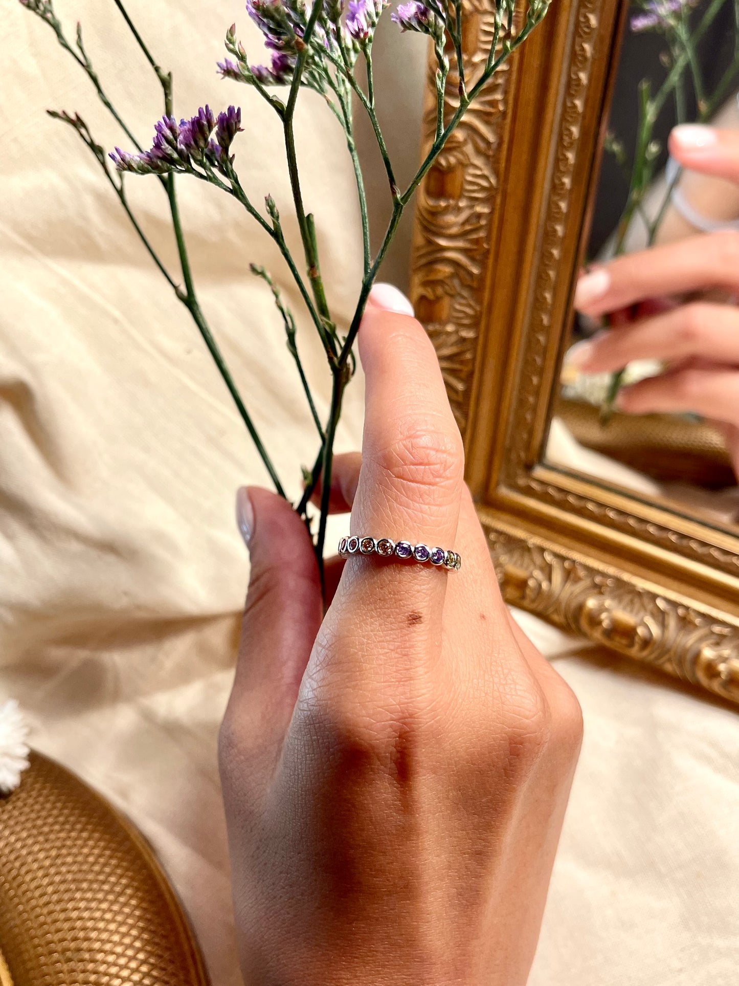 Anillo Zircones Colores Bisel
