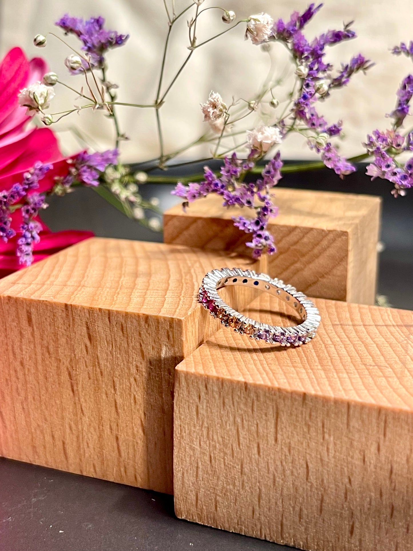 Anillo Zircones Colores Uñas