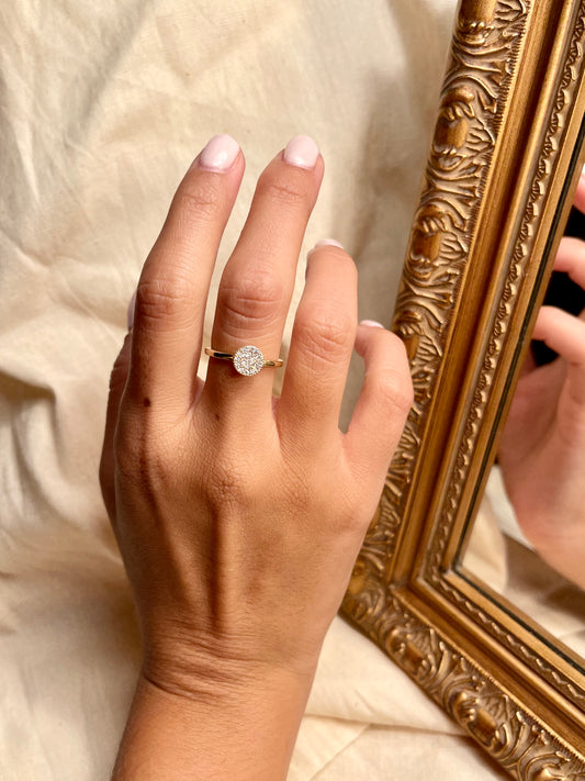 Anillo Zircones Circulo