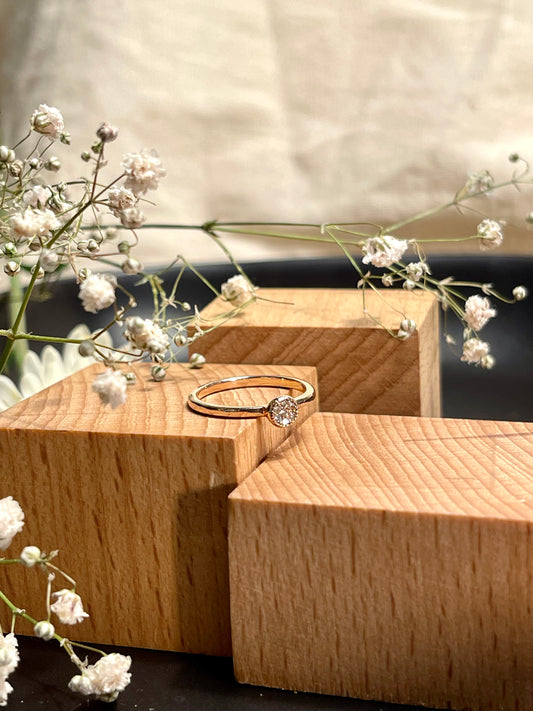 Anillo Zircones Circulo