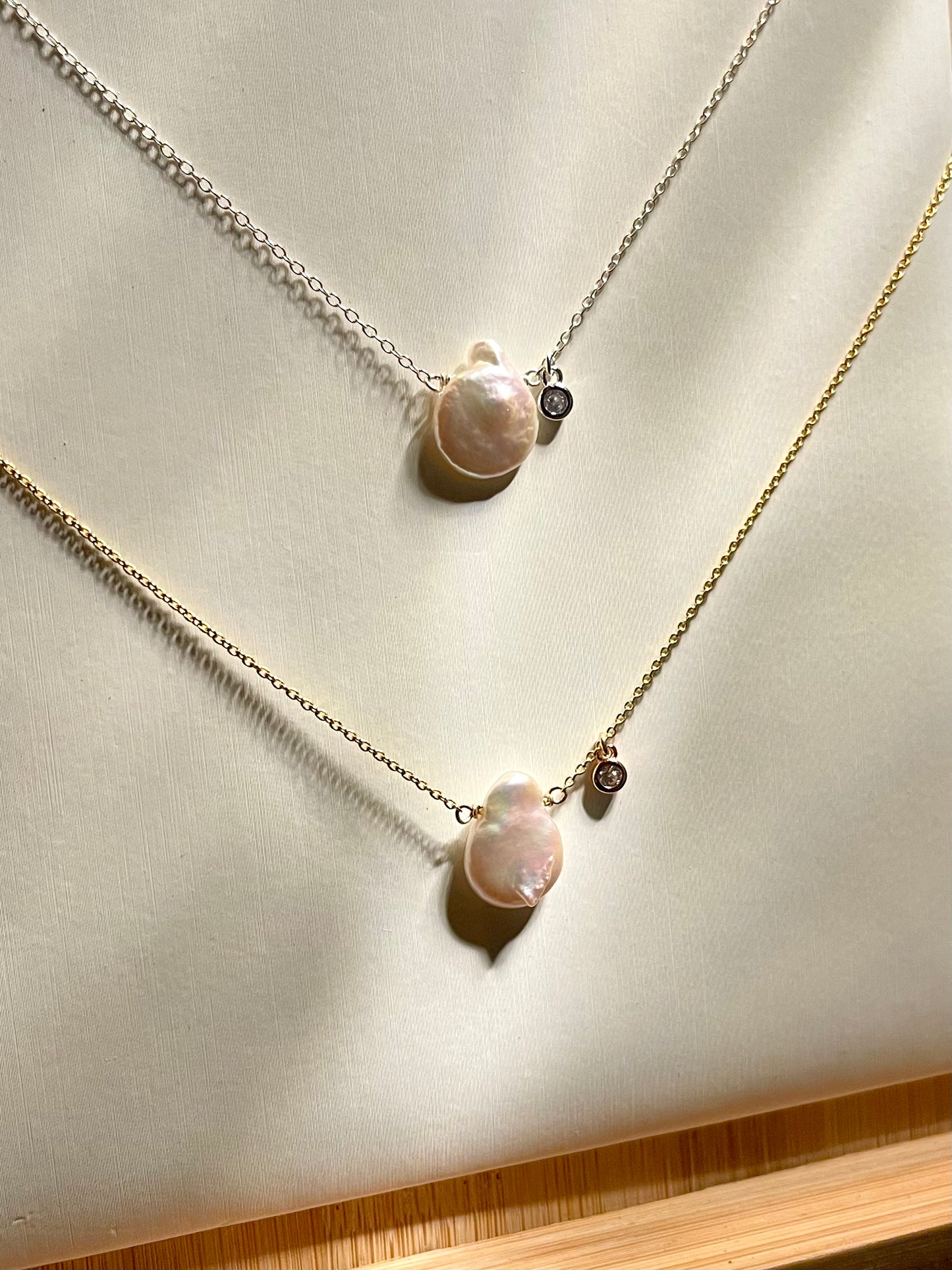 Cadena Perla Moneda Zircon