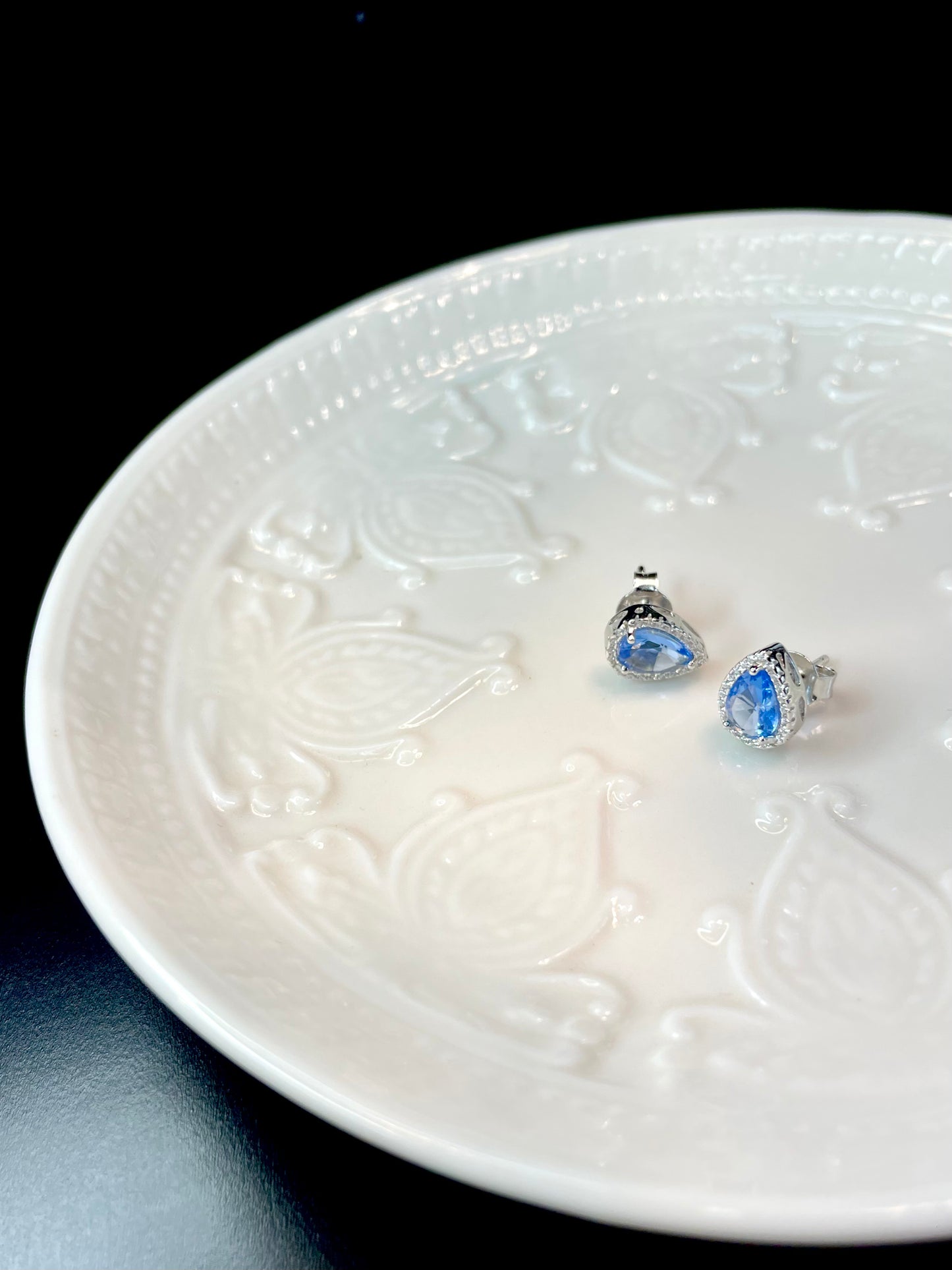 Arete Stud Gota Celeste