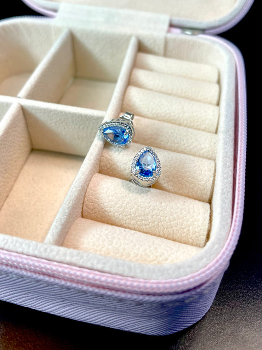 Arete Stud Gota Celeste