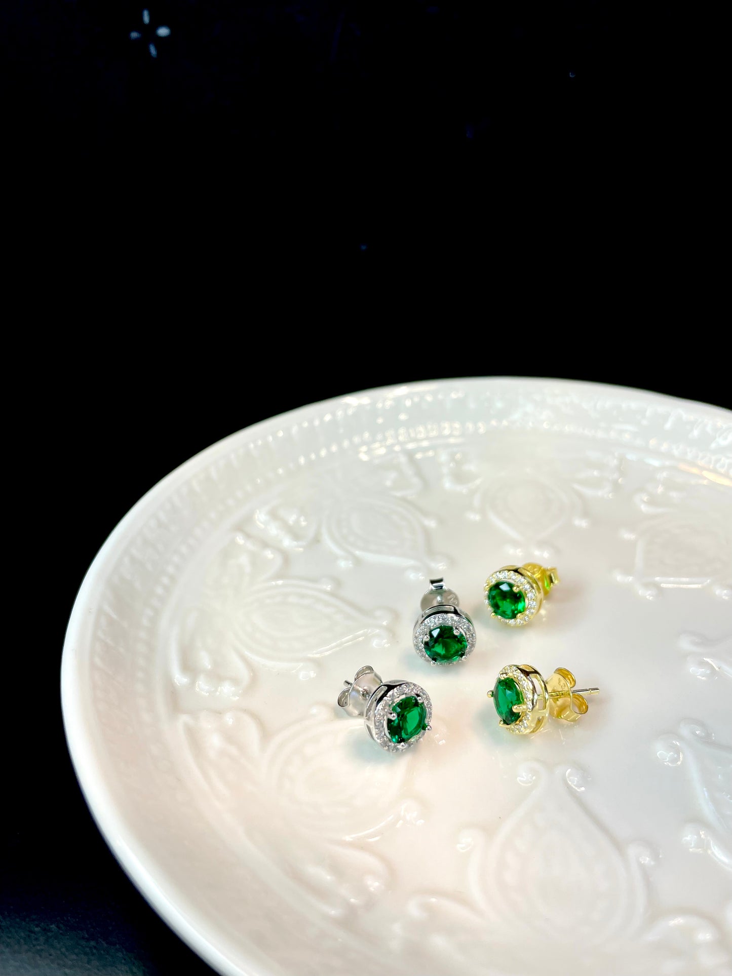 Arete Stud Redondo