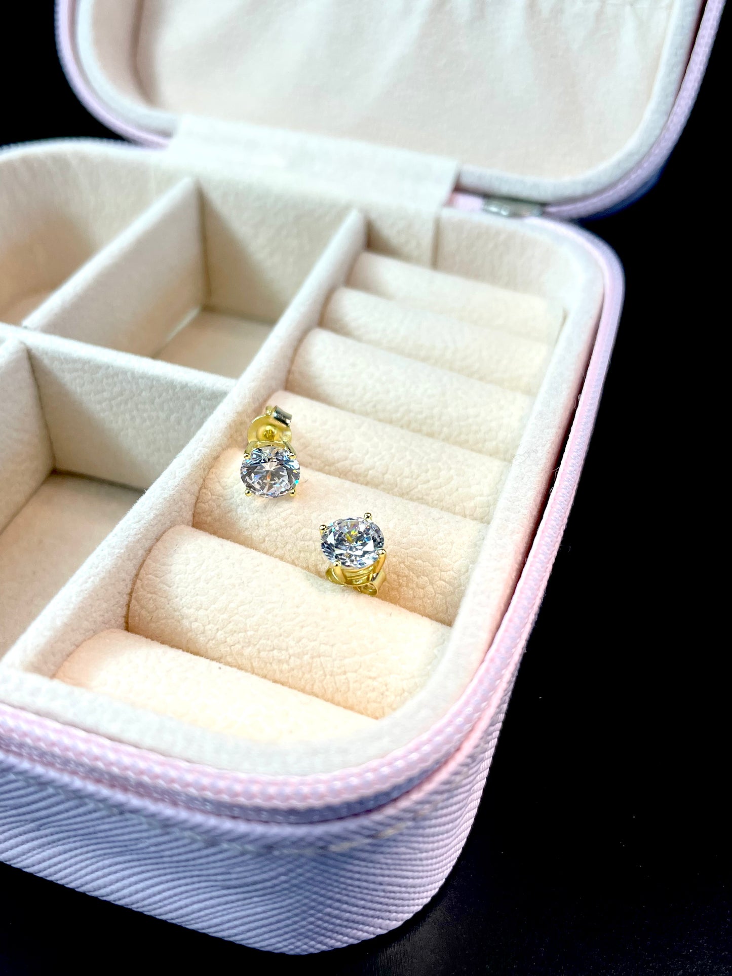 Arete Stud Redondo Mediano