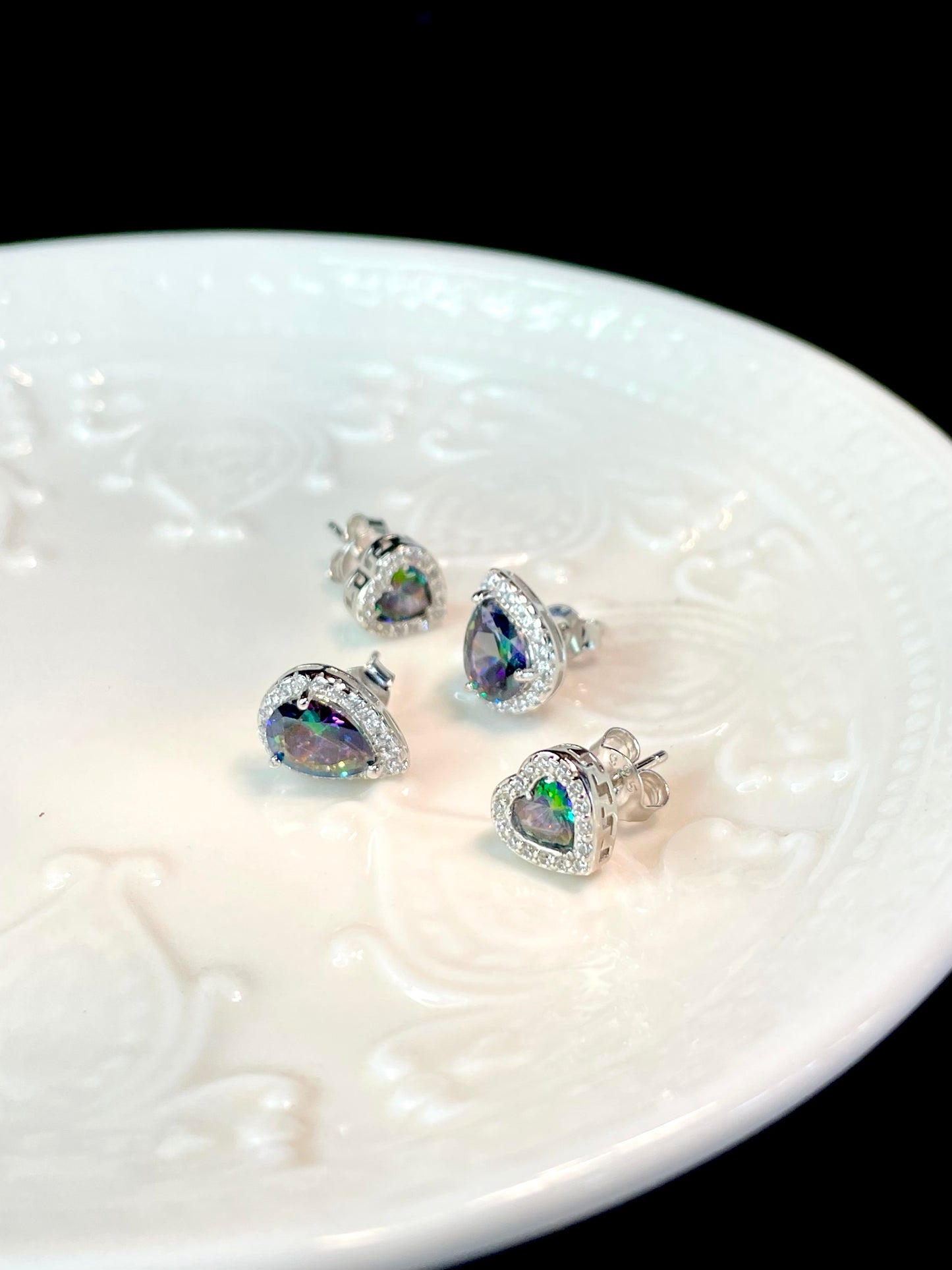 Arete Stud Corazon