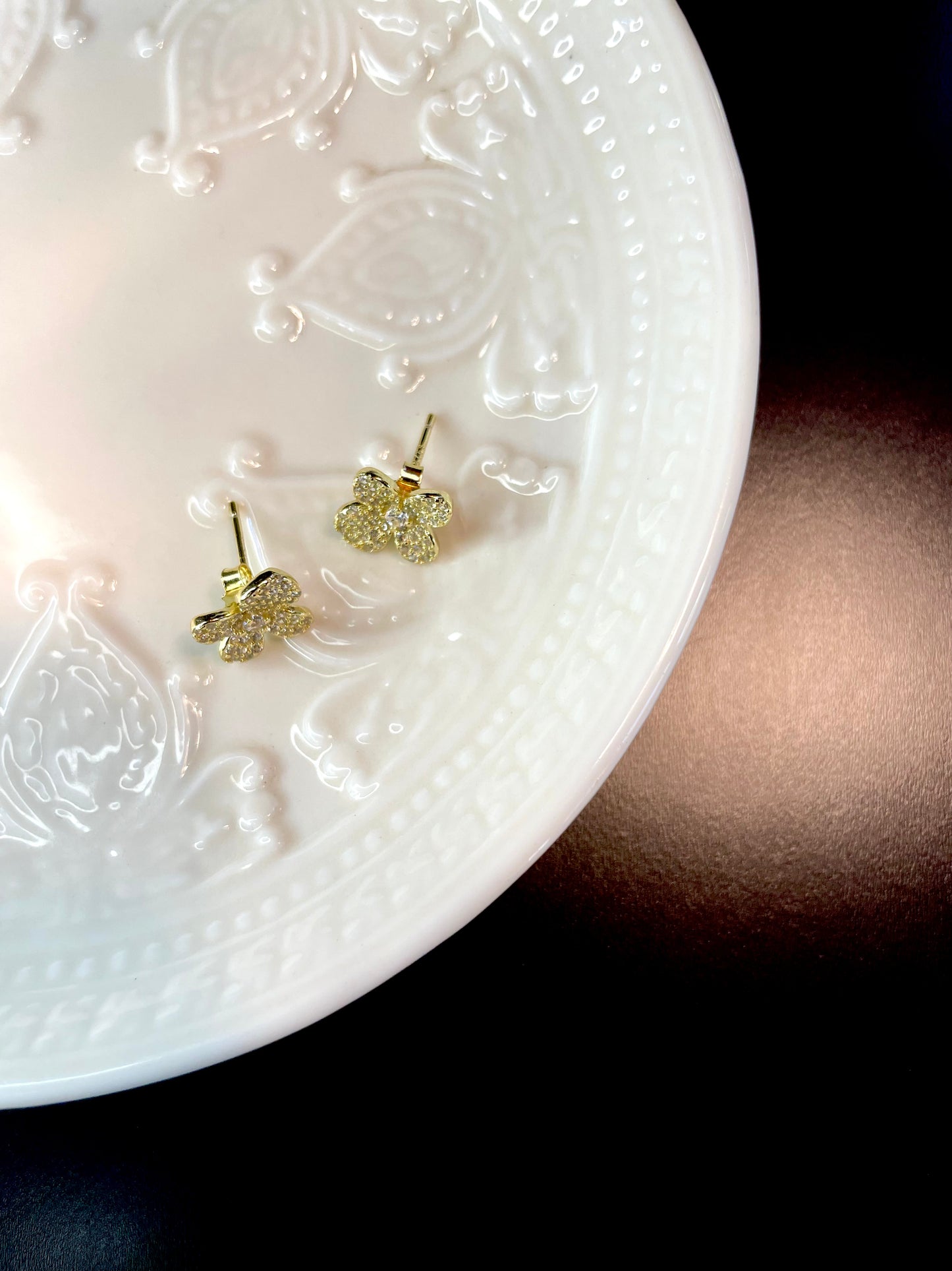Arete Stud Flor