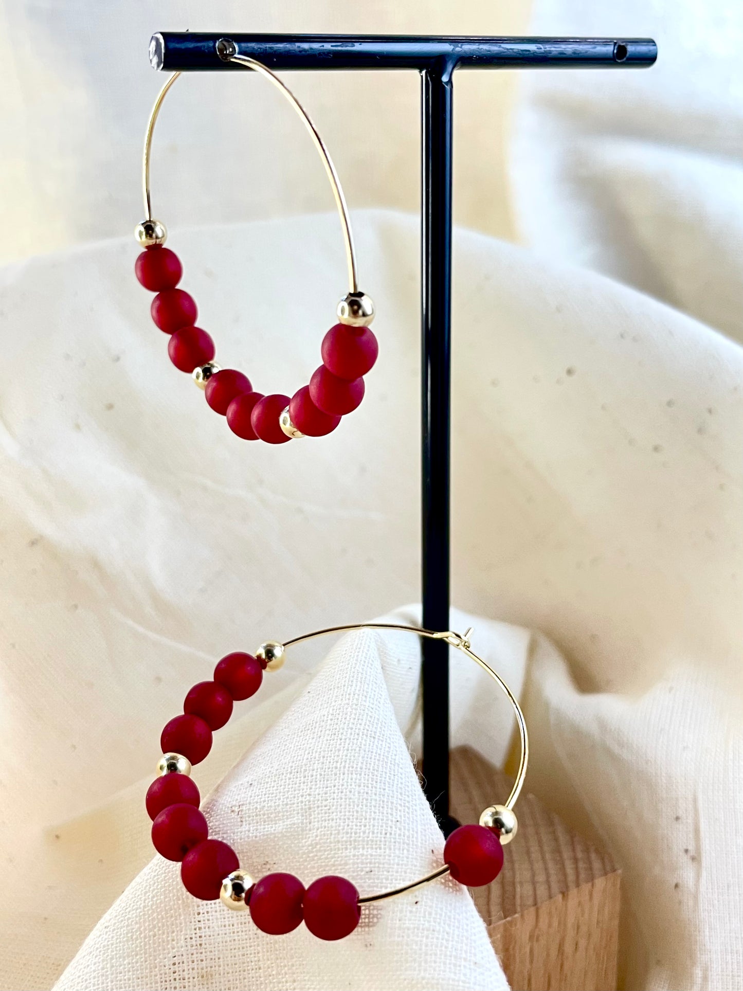 Arete Argolla Resina Roja