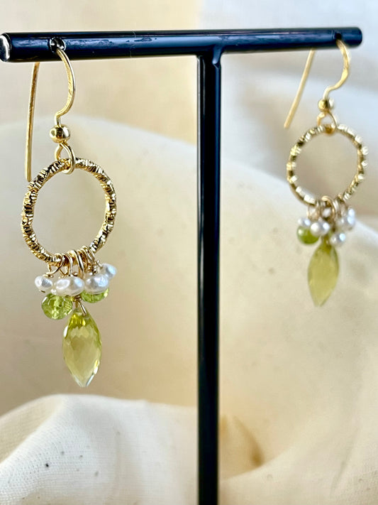 Arete Patente Peridot Perla