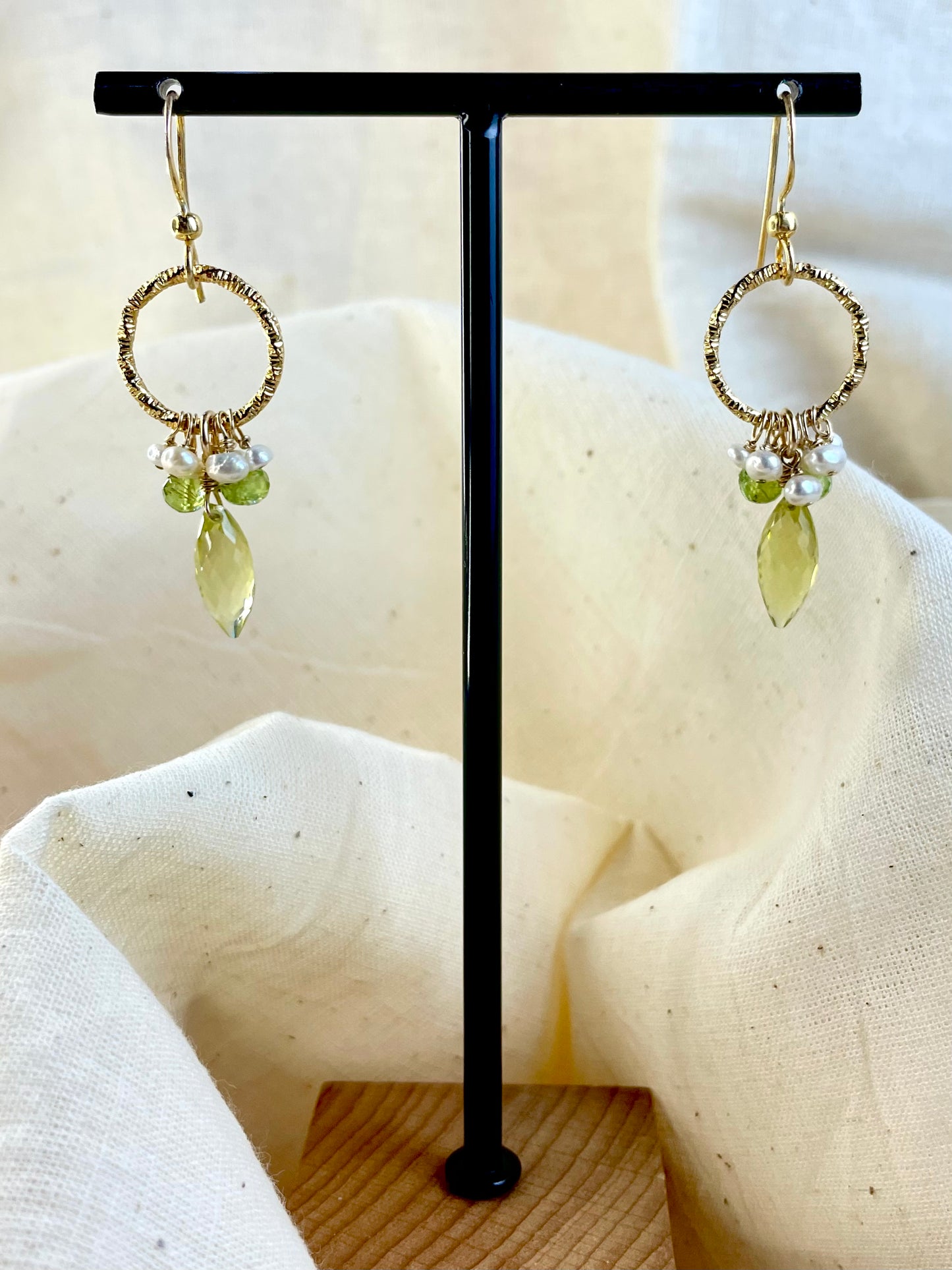 Arete Patente Peridot Perla