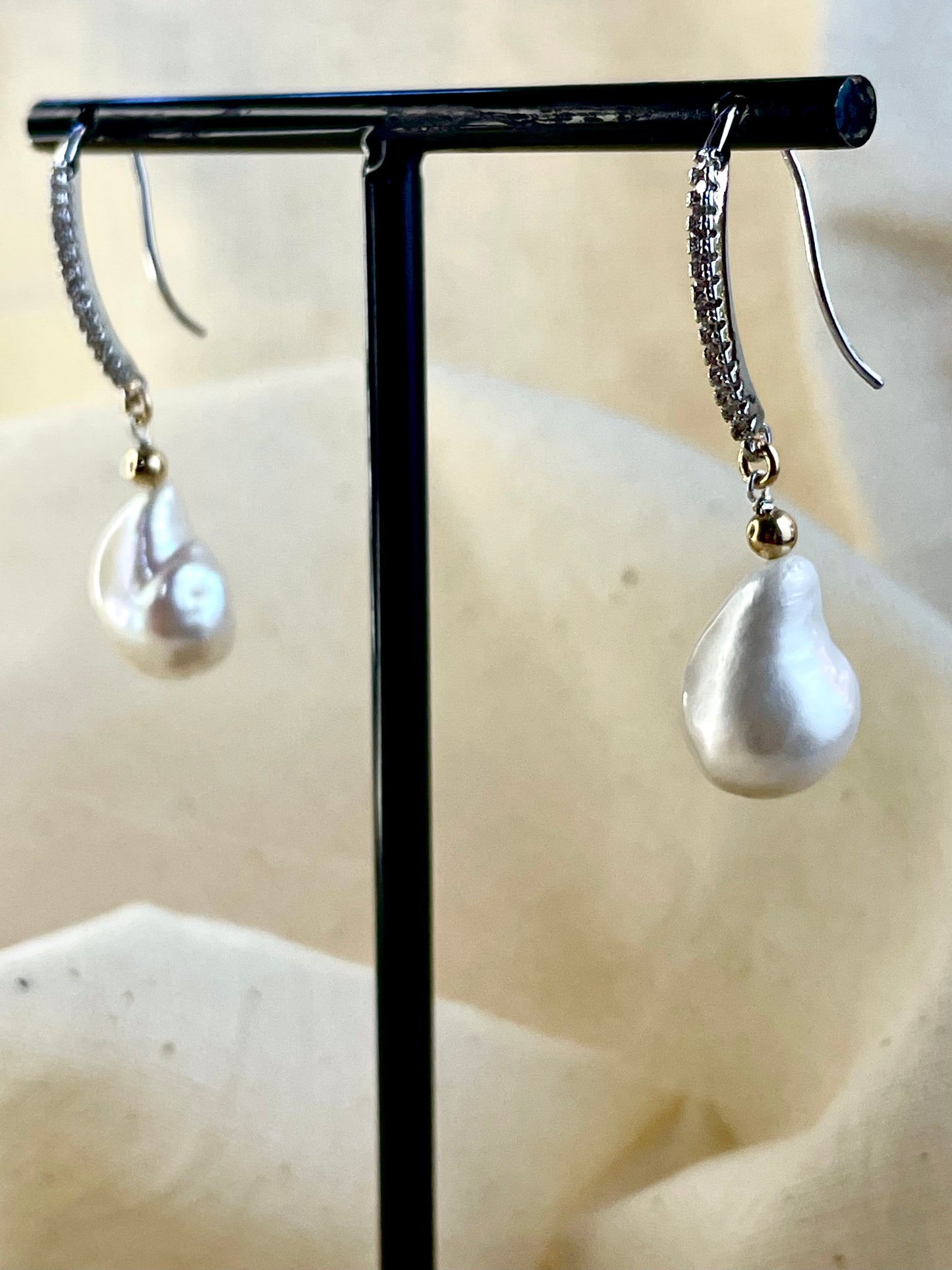 Arete Patente Perla