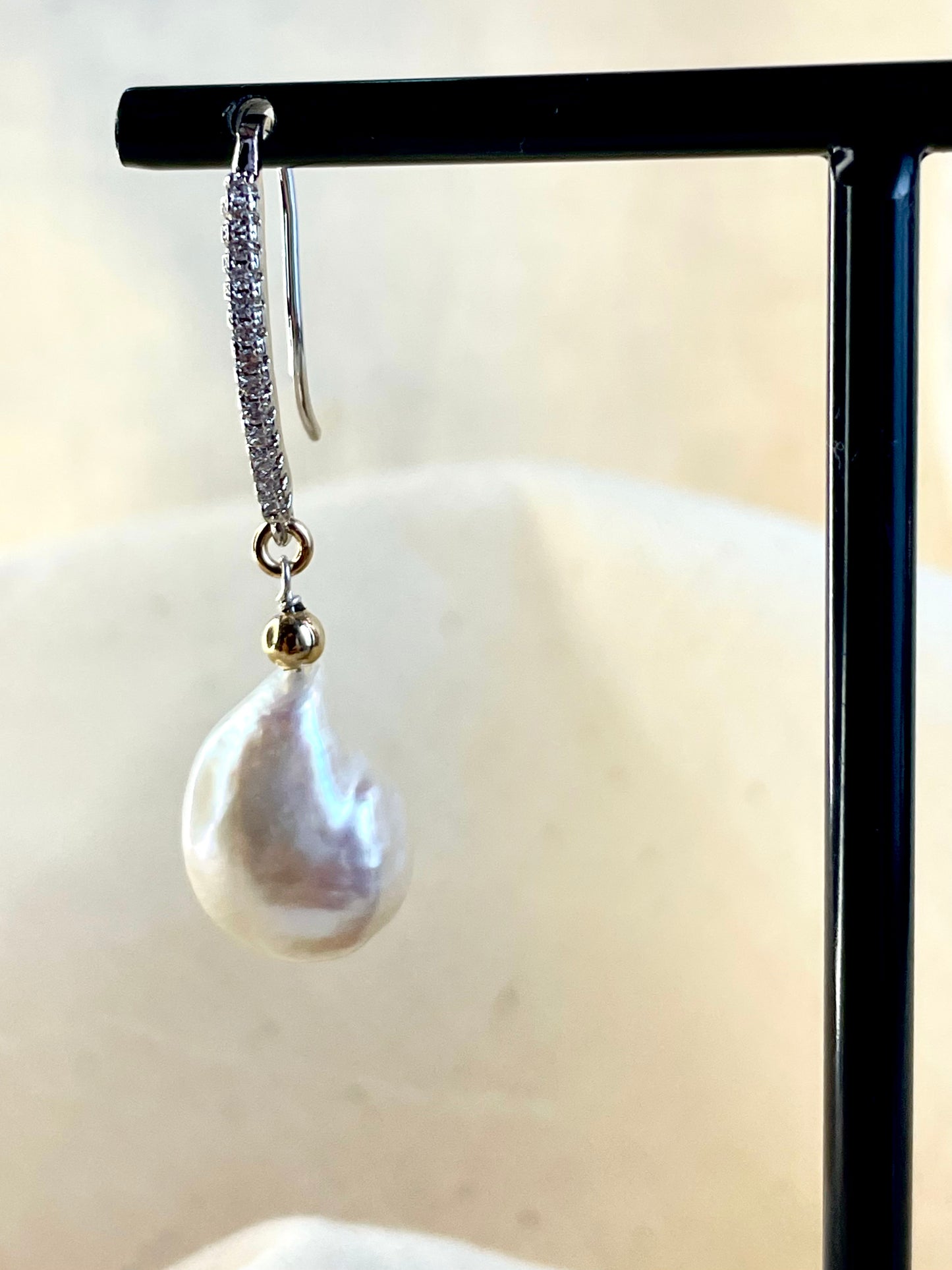 Arete Patente Perla
