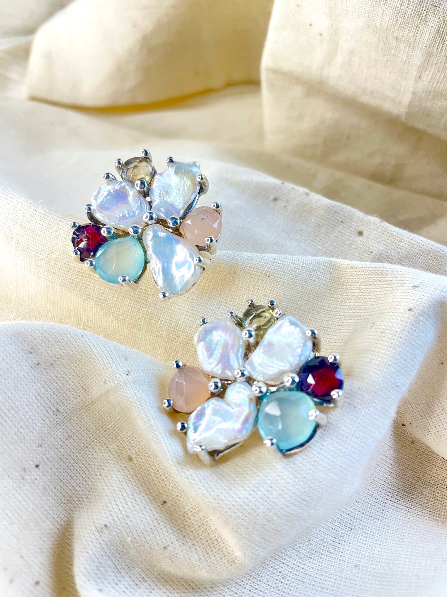 Arete Omega Perla Piedras