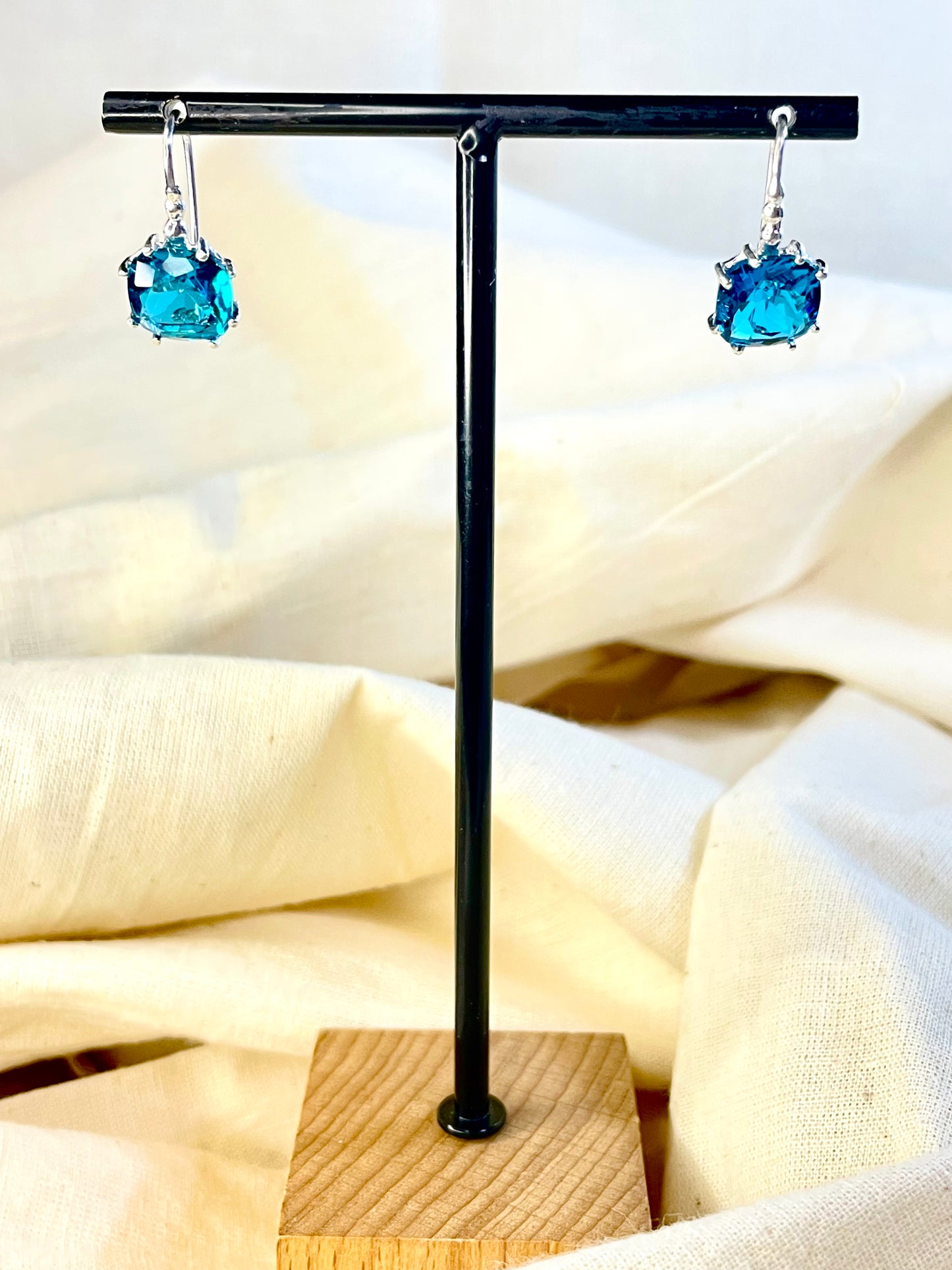 Arete Cierre Seguro Cristal Turquesa