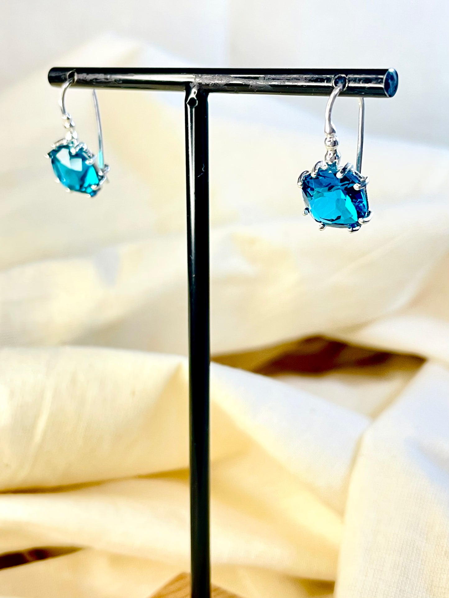 Arete Cierre Seguro Cristal Turquesa