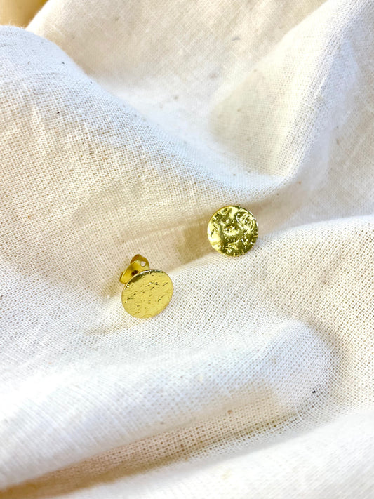 Arete Stud Circulo