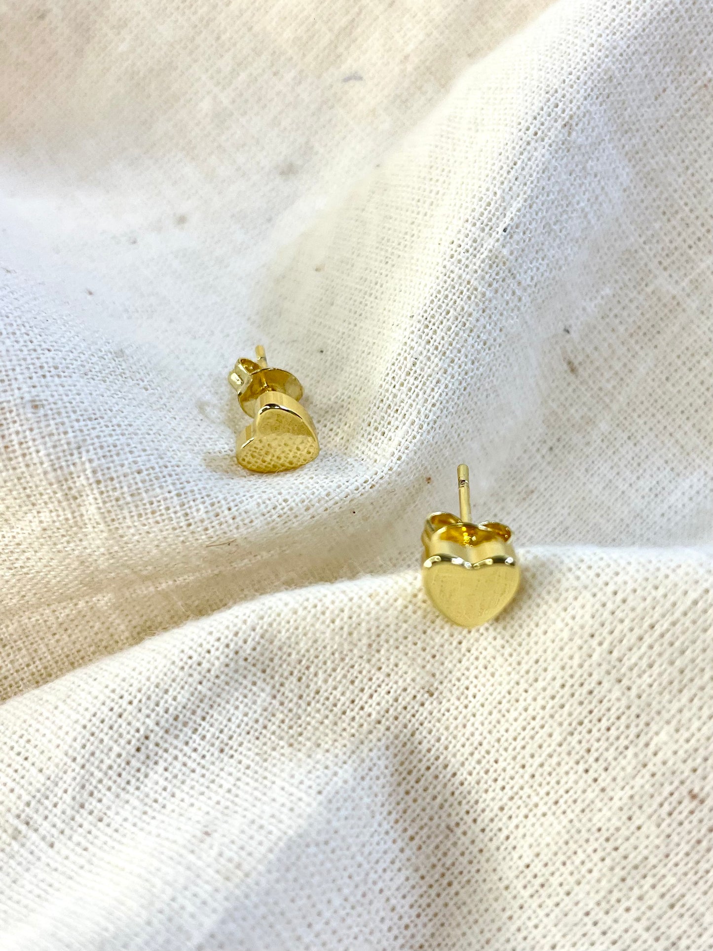 Arete Stud Corazon