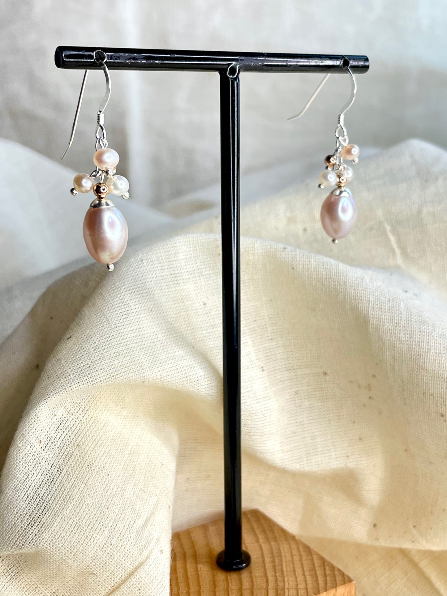 Arete Patente Perlas Peach