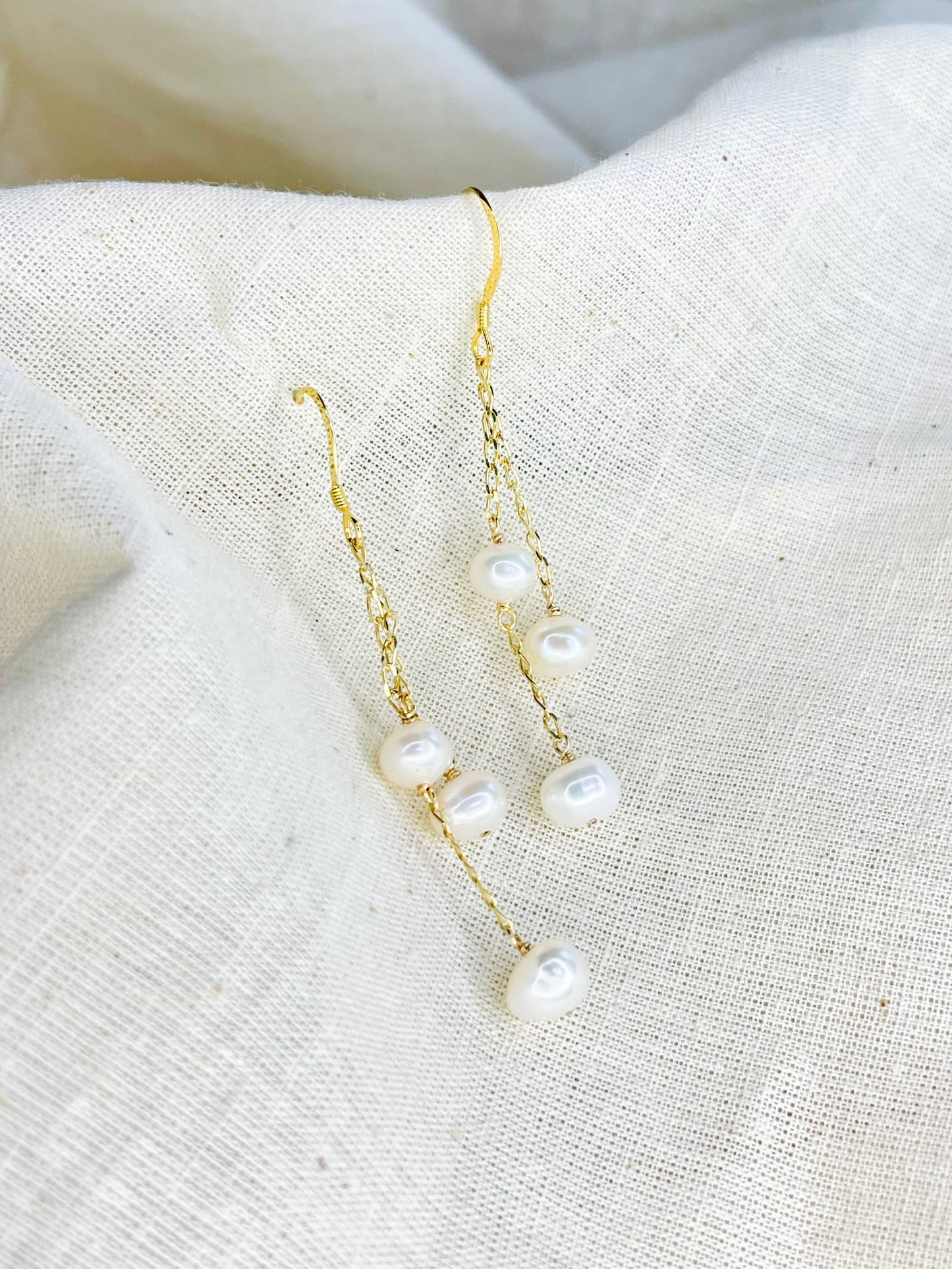 Arete Patente Perlas Blancas