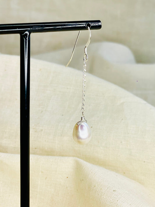 Arete Patente Perla Blanca