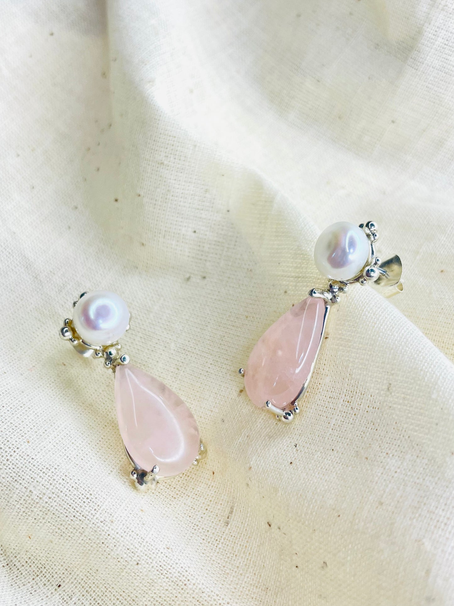 Arete Perla Cuarzo