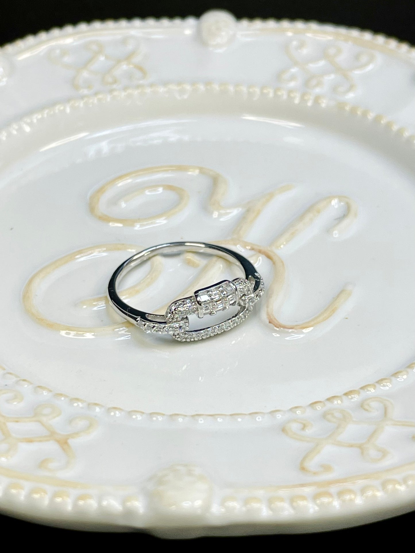 Anillo Eslabon Zircones