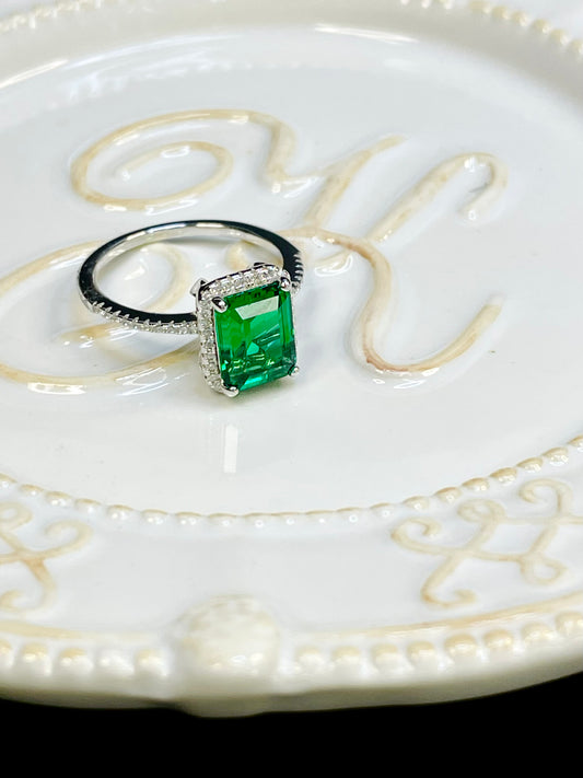 Anillo Verde Zircon