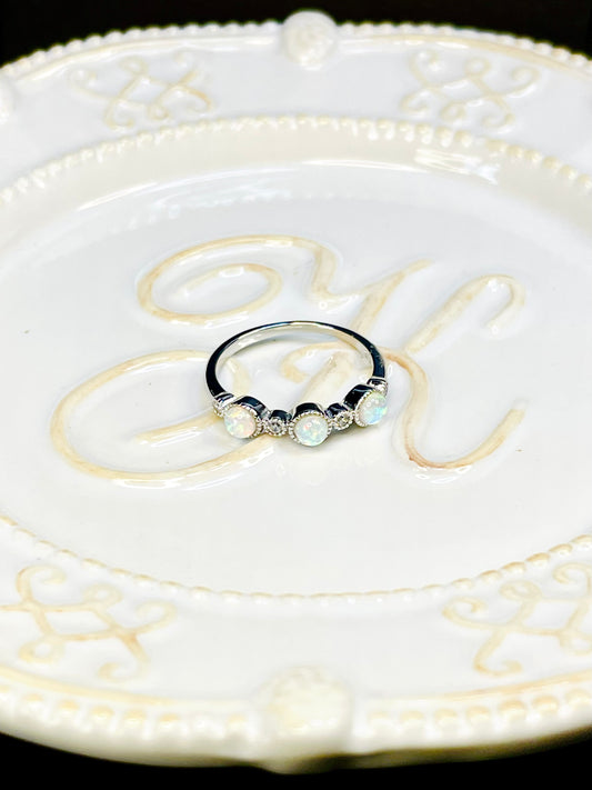 Anillo Opalos Zircones
