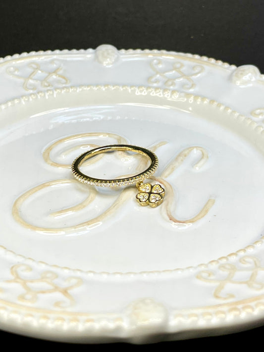 Anillo Trebol