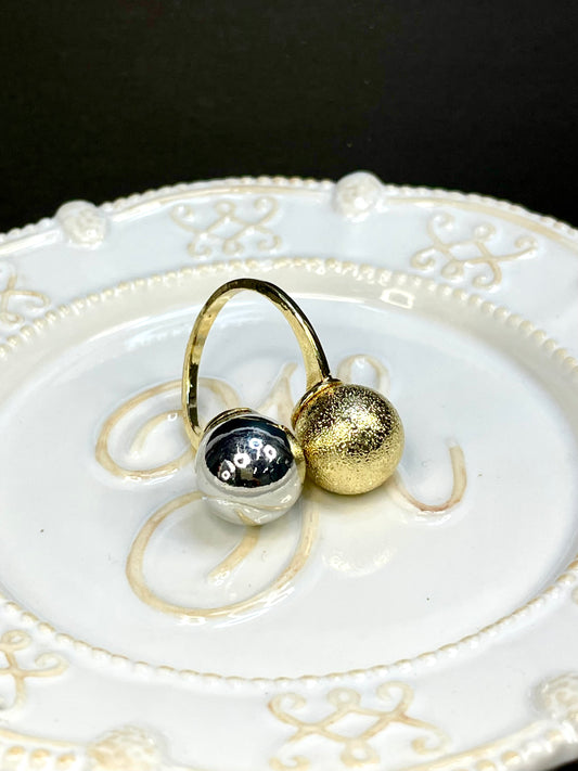 Anillo Bolitas