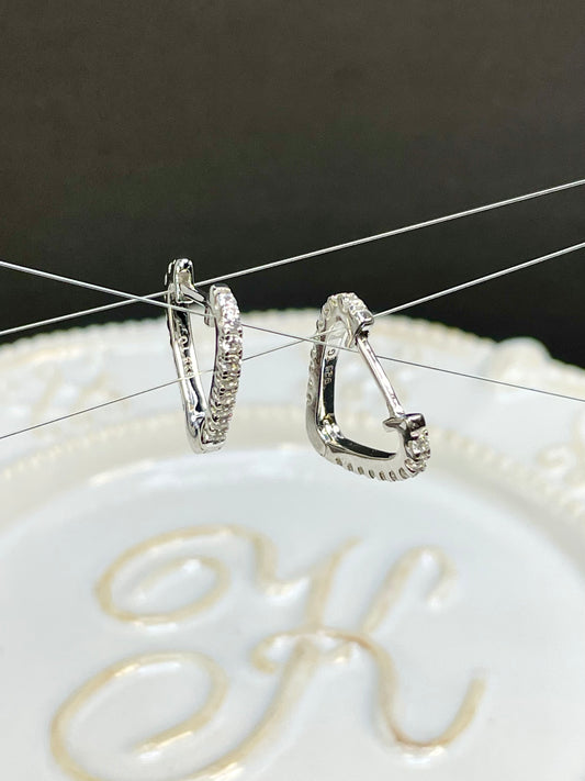 Arete Huggie Zircones Corazon