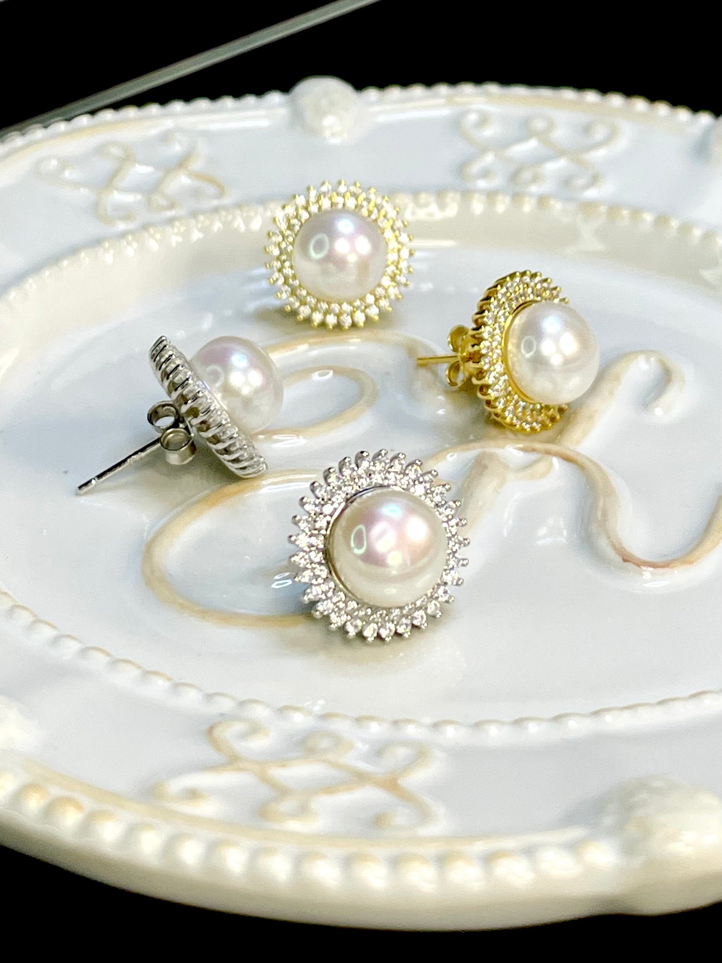 Arete Stud Perla Zircones