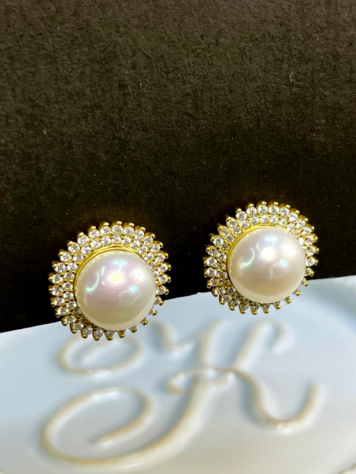 Arete Stud Perla Zircones