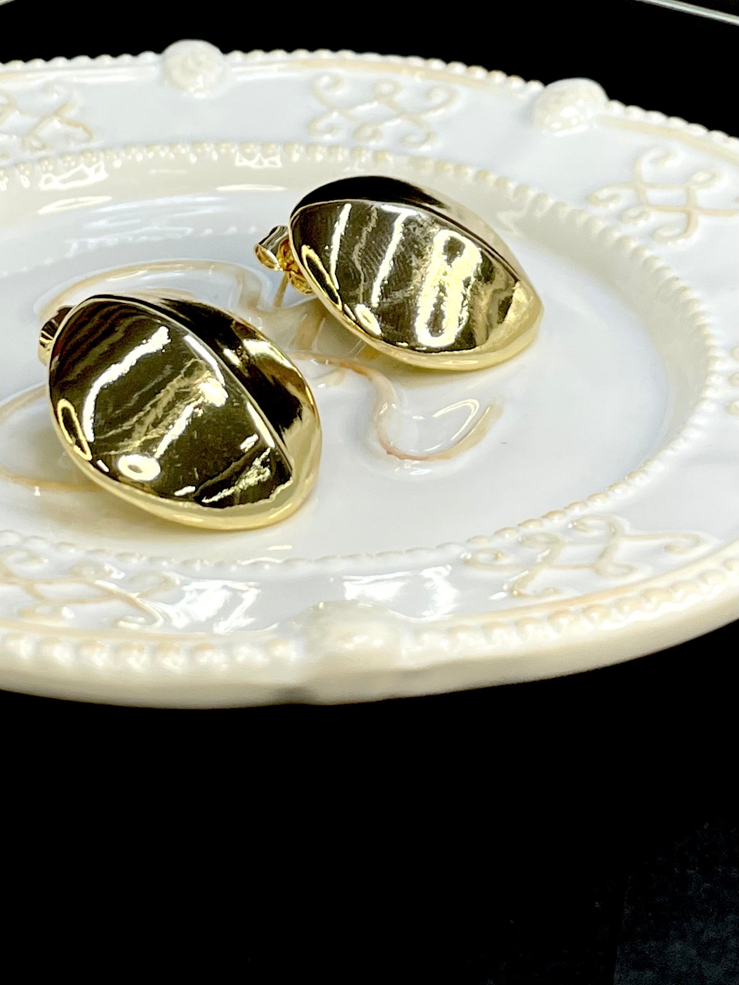 Arete Oval Linea