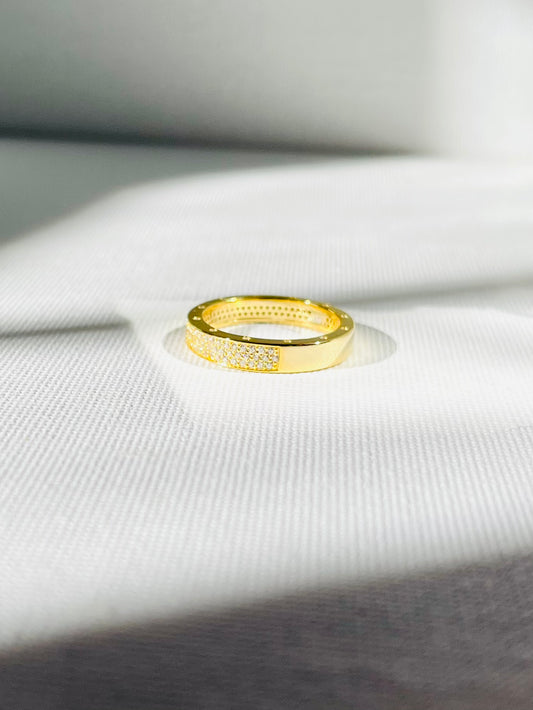 Anillo Zircones