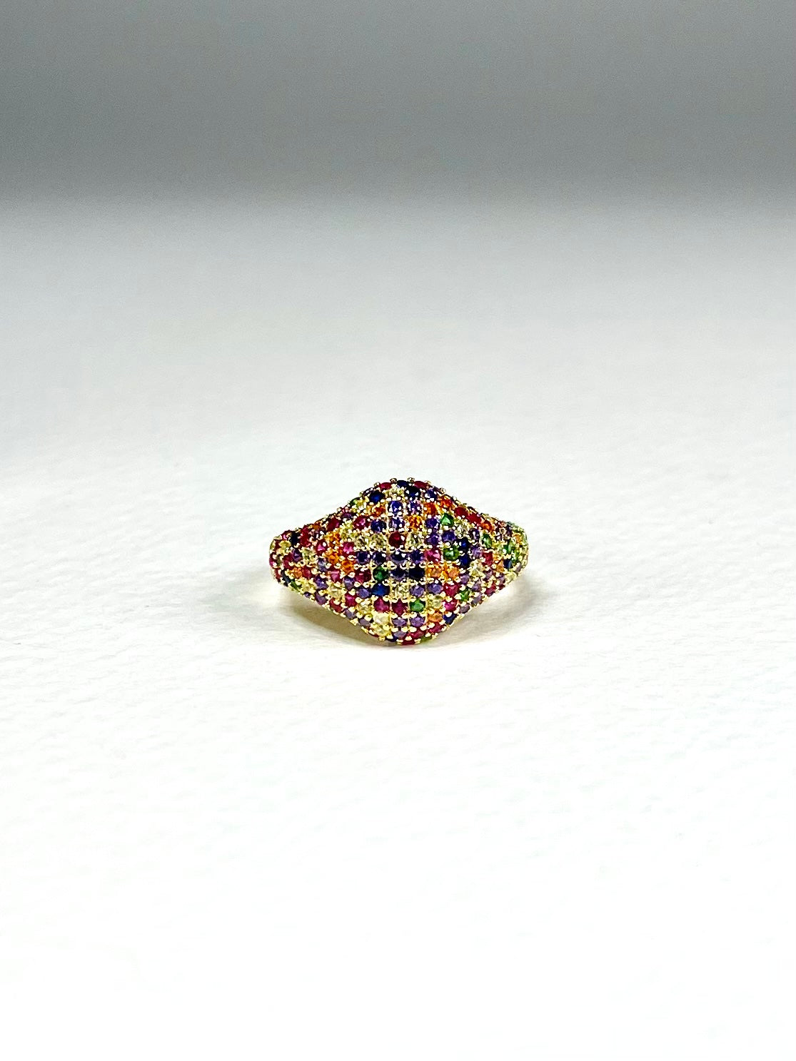 Anillo Dorado Zircones Multicolor
