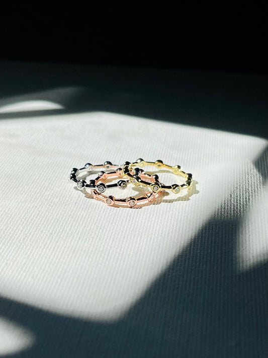 Anillo Zircones 3 Bandas